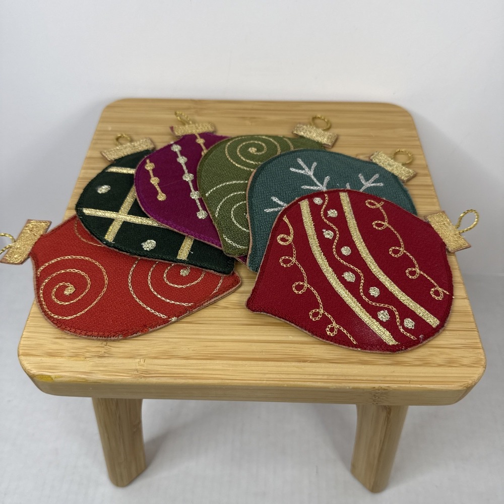 Crate‎ & Barrel Embroidered Fabric Christmas Ornament Coasters 5" Set Of 6 EUC
